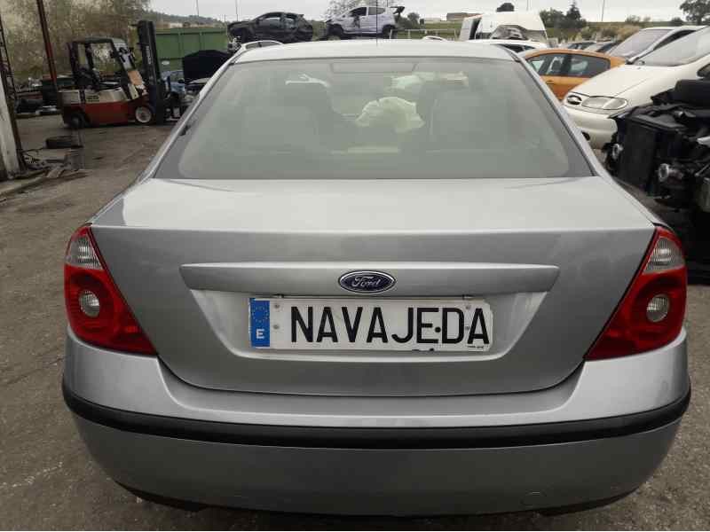ford mondeo berlina (ge) del año 2004
