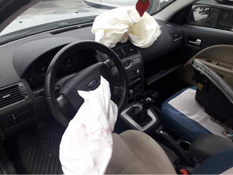 ford mondeo berlina (ge) del año 2004