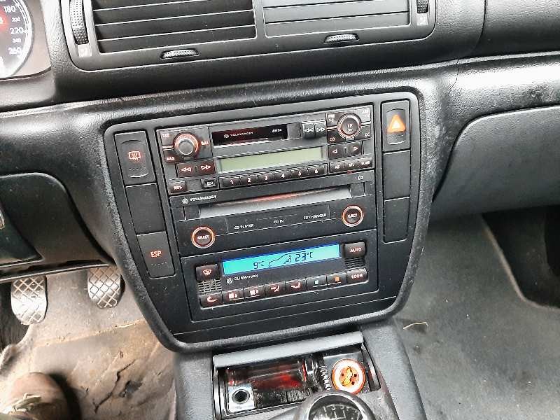 volkswagen passat berlina (3b3) del año 2003