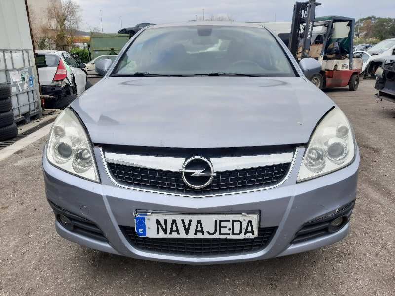 opel vectra c berlina del año 2006