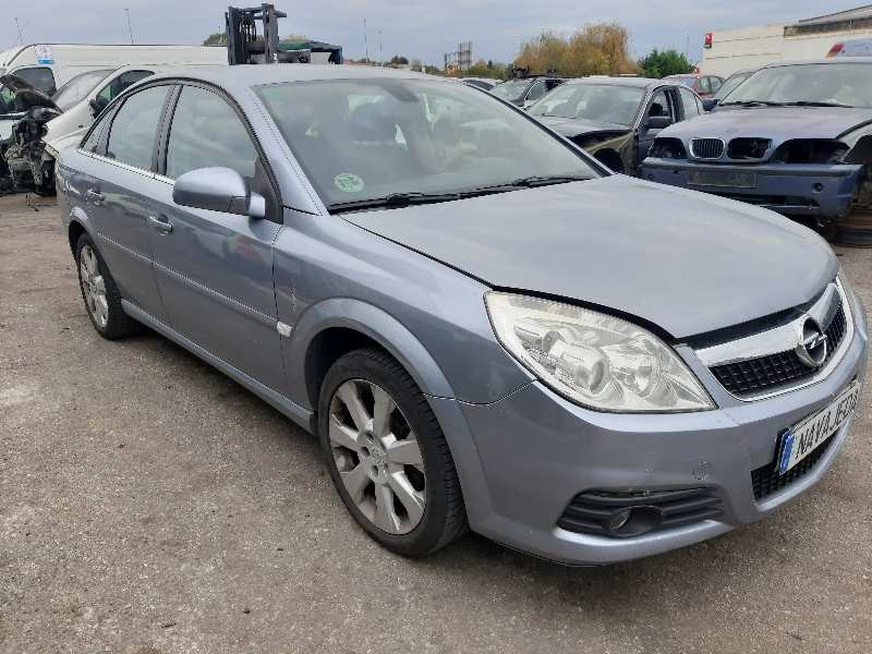 opel vectra c berlina del año 2006