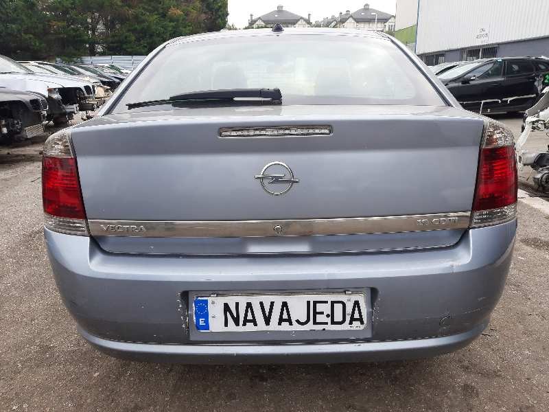 opel vectra c berlina del año 2006