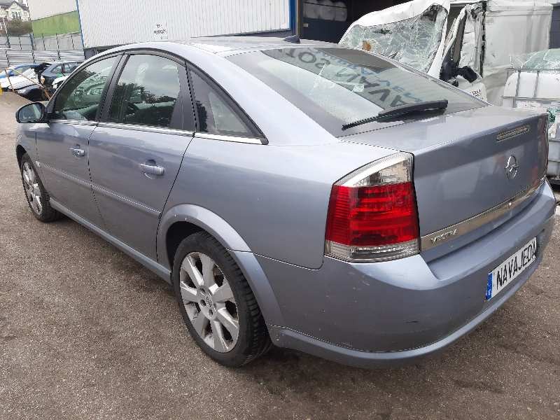 opel vectra c berlina del año 2006