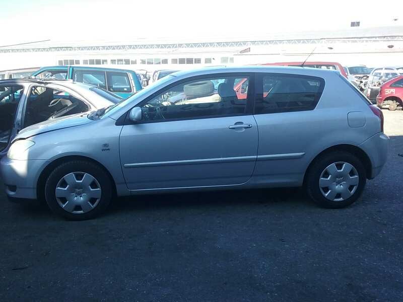 toyota corolla (e12) del año 2002