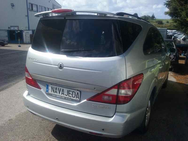 ssangyong rodius del año 2005