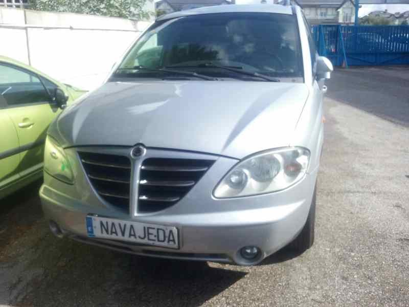 ssangyong rodius del año 2005