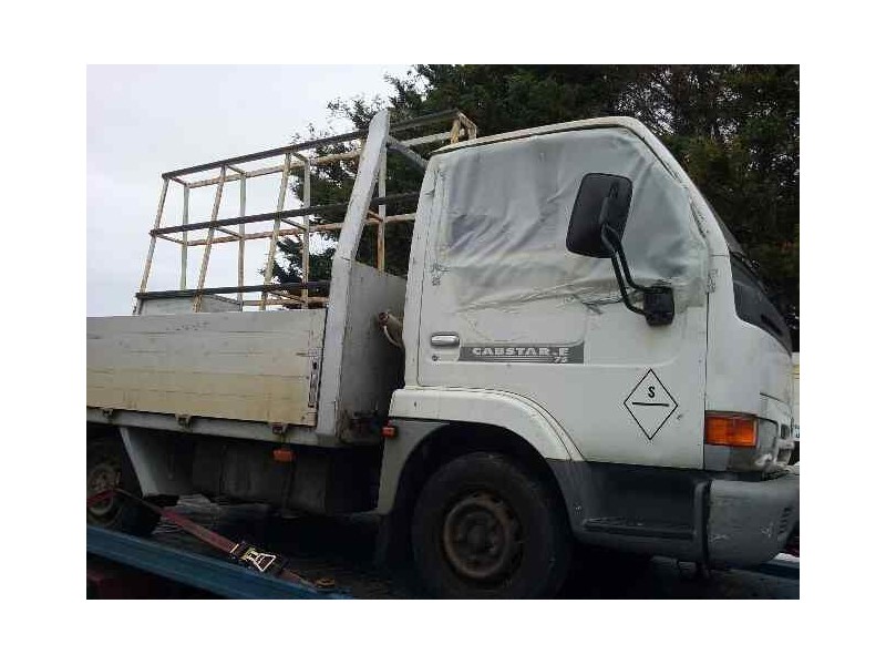 nissan cabstar e del año 2002