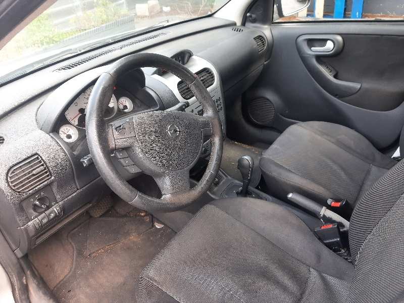 opel corsa c del año 2005