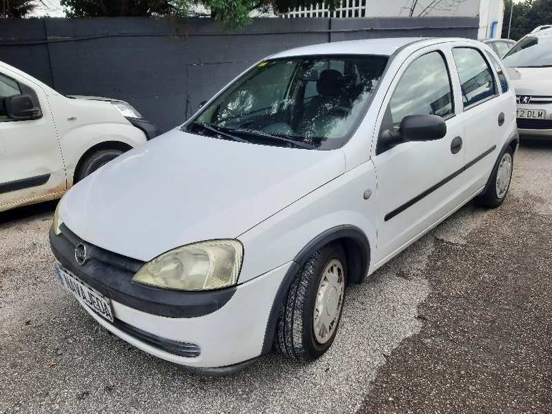 opel corsa c del año 2001