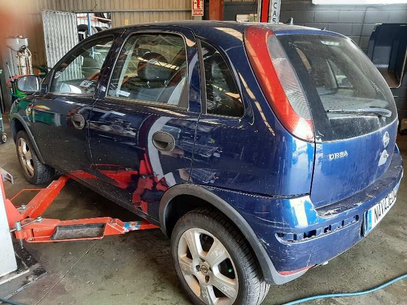 opel corsa c del año 2004