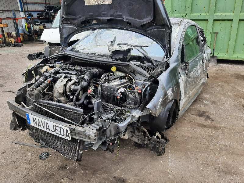 peugeot 207 del año 2007