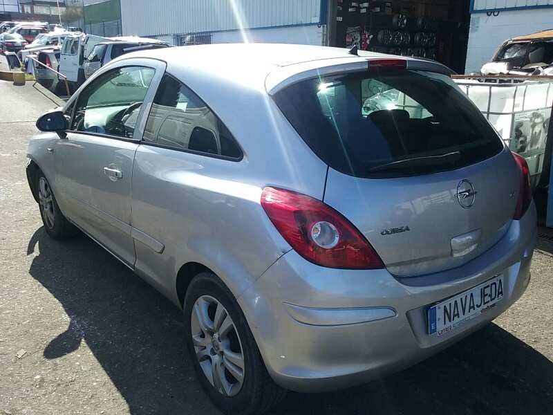 opel corsa d del año 2007