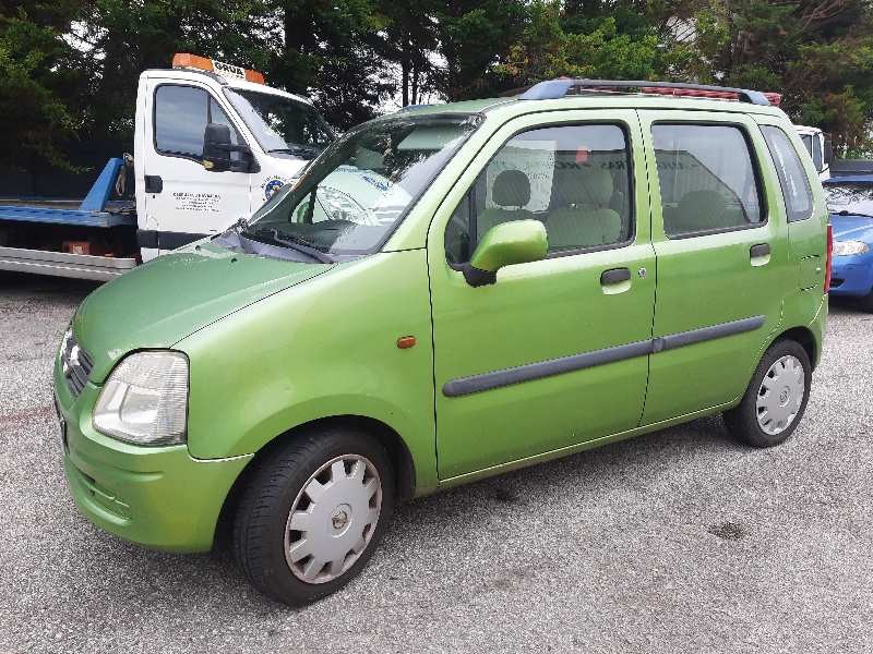 opel agila del año 2003