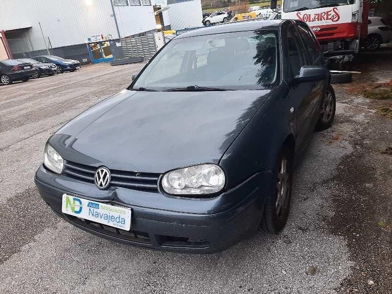 volkswagen golf iv berlina (1j1) del año 2002