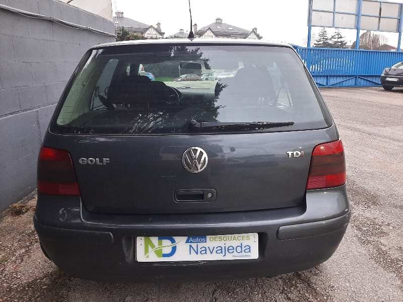 volkswagen golf iv berlina (1j1) del año 2002