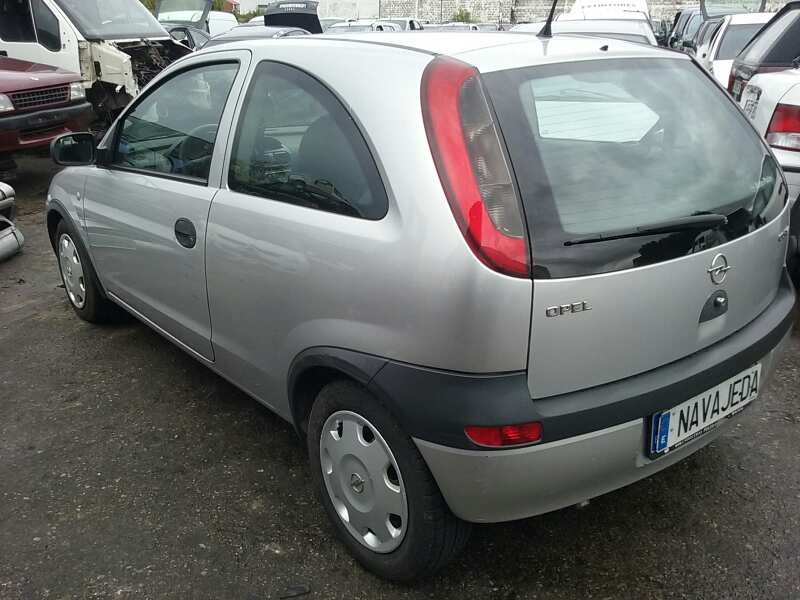 opel corsa c del año 2002