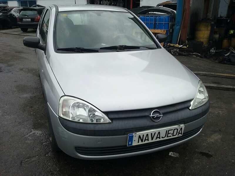 opel corsa c del año 2002