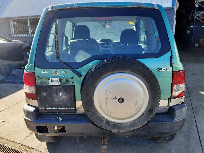 mitsubishi montero (v60/v70) del año 2000