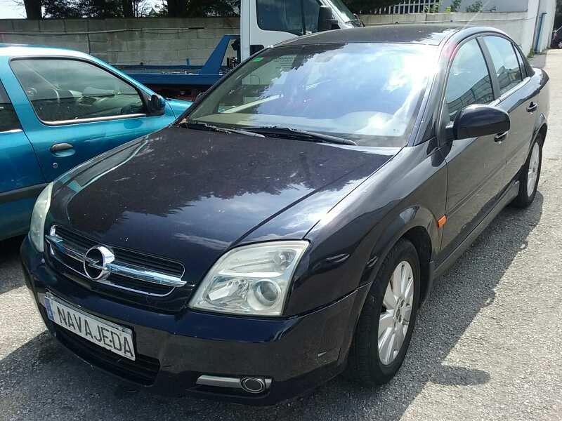 opel vectra c berlina del año 2003