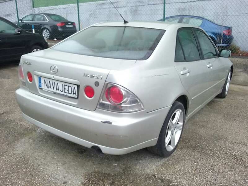lexus is200 (gxe10) del año 1999