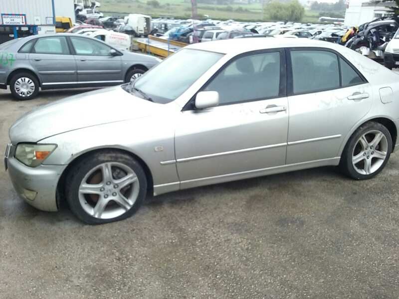lexus is200 (gxe10) del año 1999