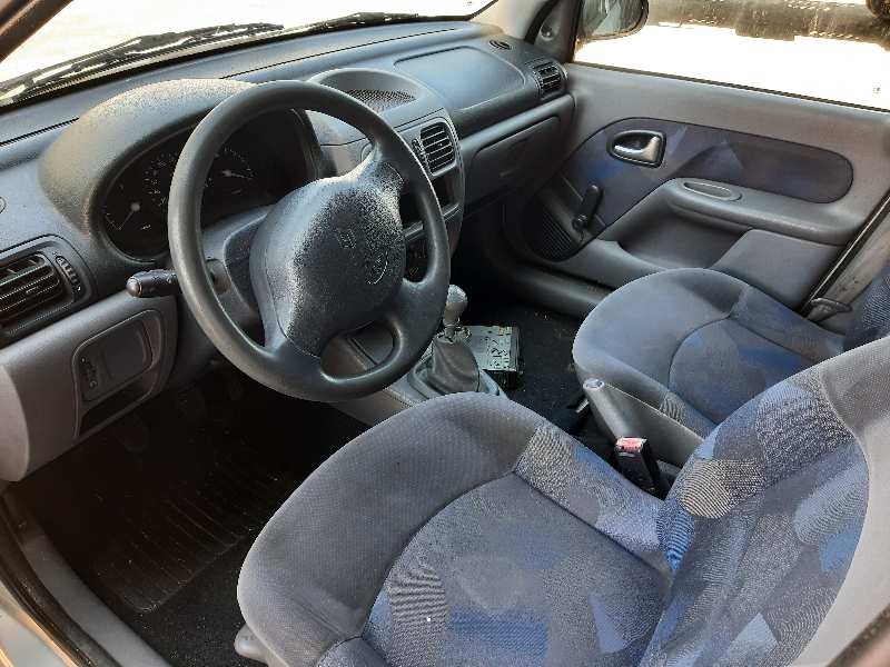 renault clio ii fase i (b/cbo) del año 1999