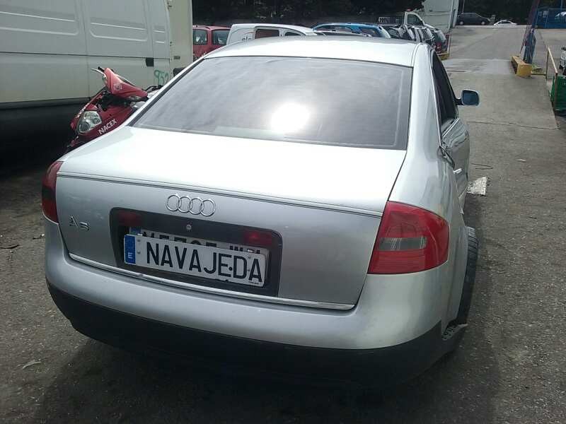 audi a6 berlina (4b2) del año 1998