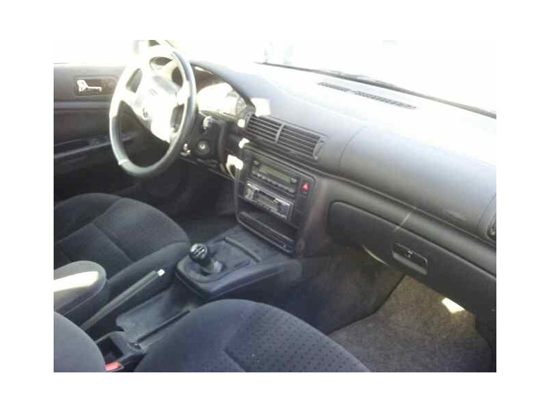 volkswagen passat variant (3b5) del año 1999