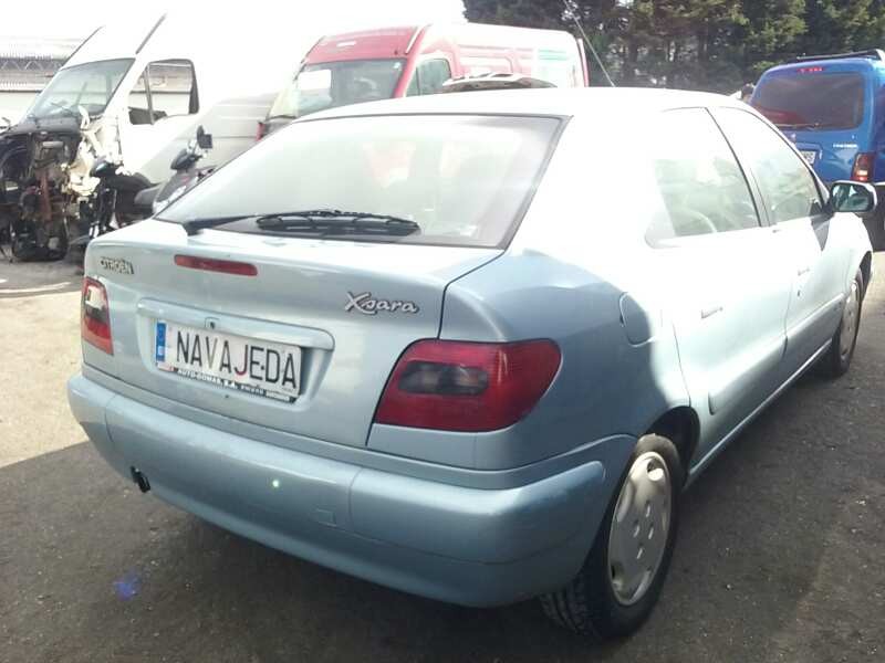 citroën xsara berlina del año 1999