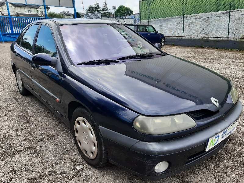 renault laguna (b56) del año 2000