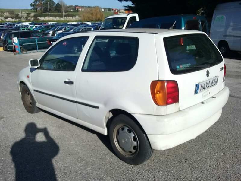 volkswagen polo berlina (6n1) del año 1995