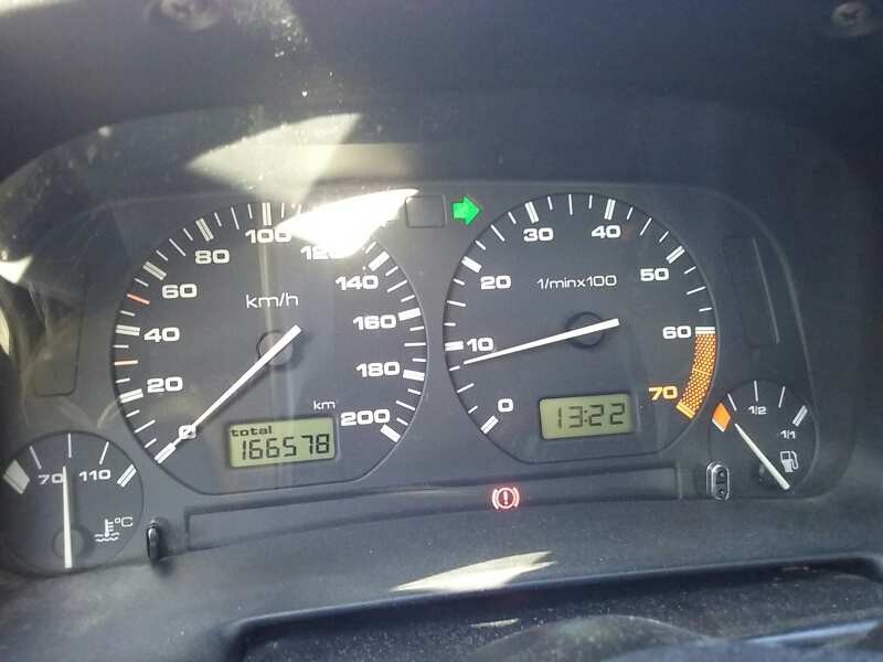 volkswagen polo berlina (6n1) del año 1995