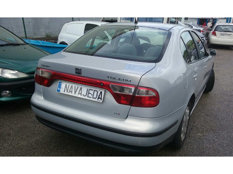 seat toledo (1m2) del año 1999