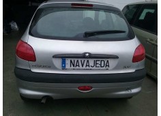 peugeot 206 berlina del año 2000 2