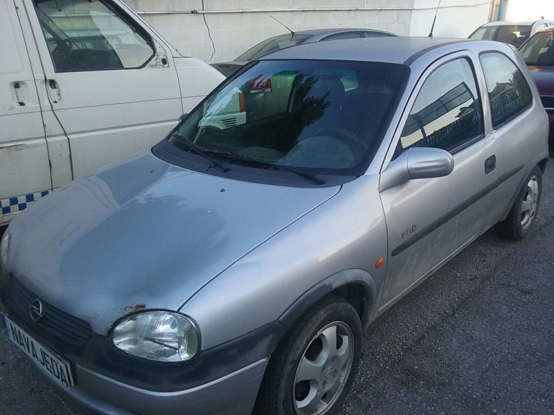 opel corsa b del año 1999