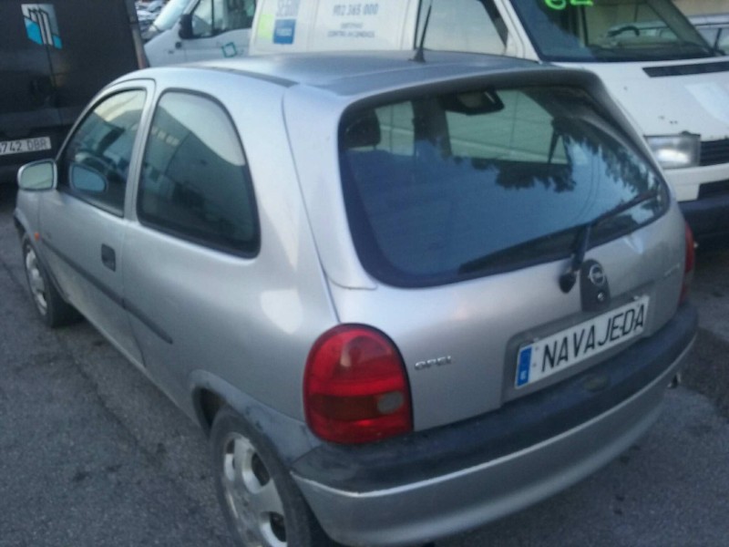 opel corsa b del año 1999