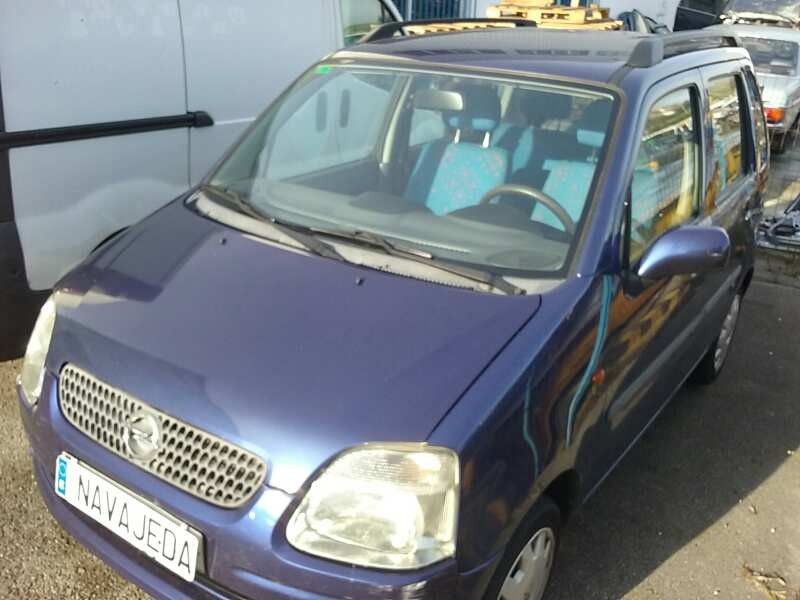 opel agila del año 2000