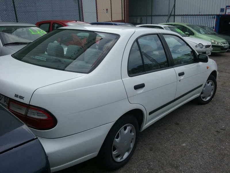 nissan almera (n15) del año 1998