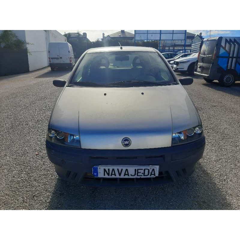 fiat punto berlina (188) del año 2000