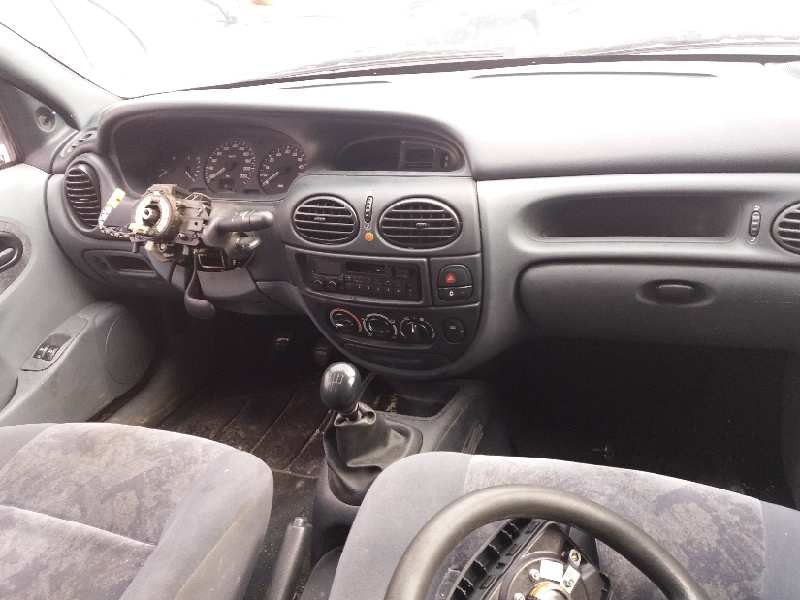 renault megane i classic (la0) del año 1998
