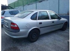 opel vectra b berlina del año 1999 2