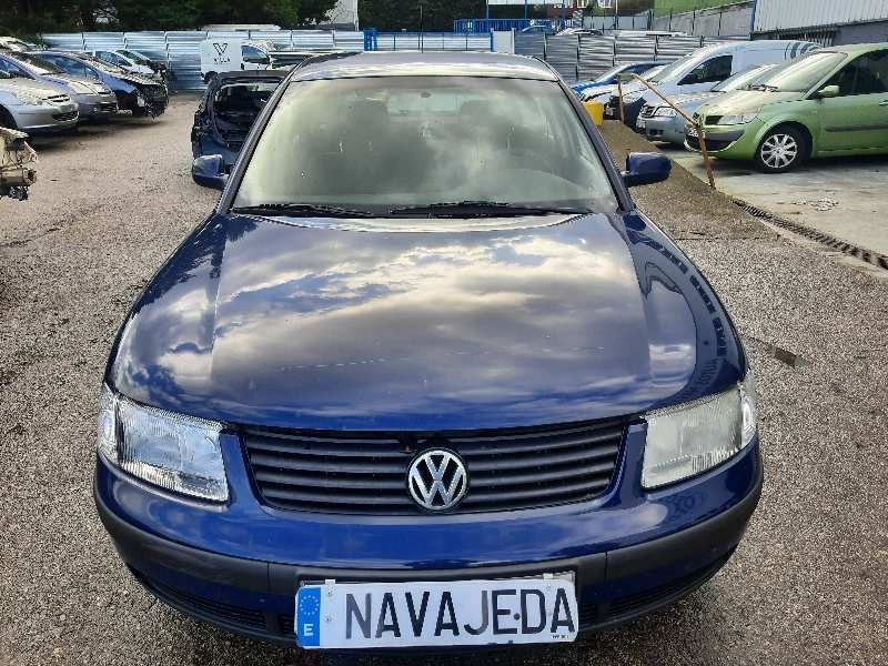 volkswagen passat berlina (3b2) del año 1999