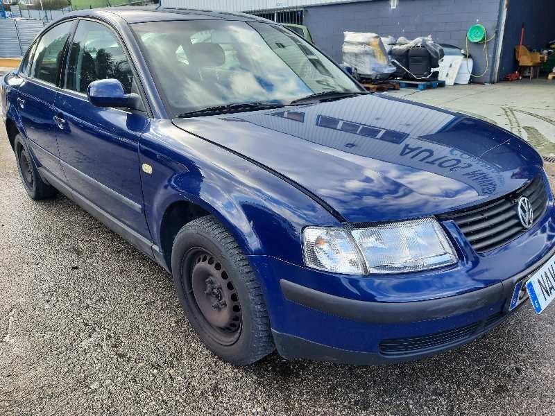 volkswagen passat berlina (3b2) del año 1999
