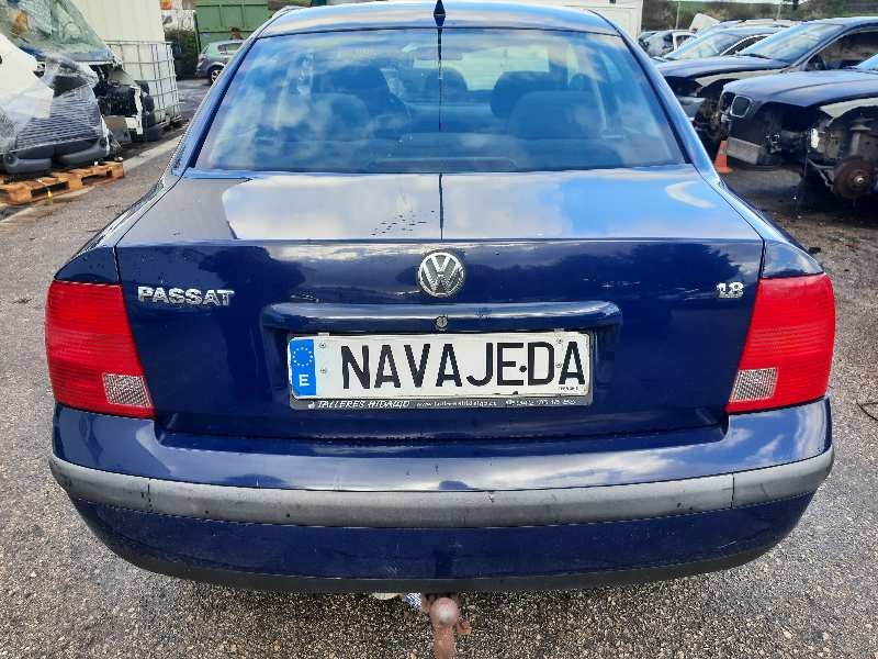 volkswagen passat berlina (3b2) del año 1999