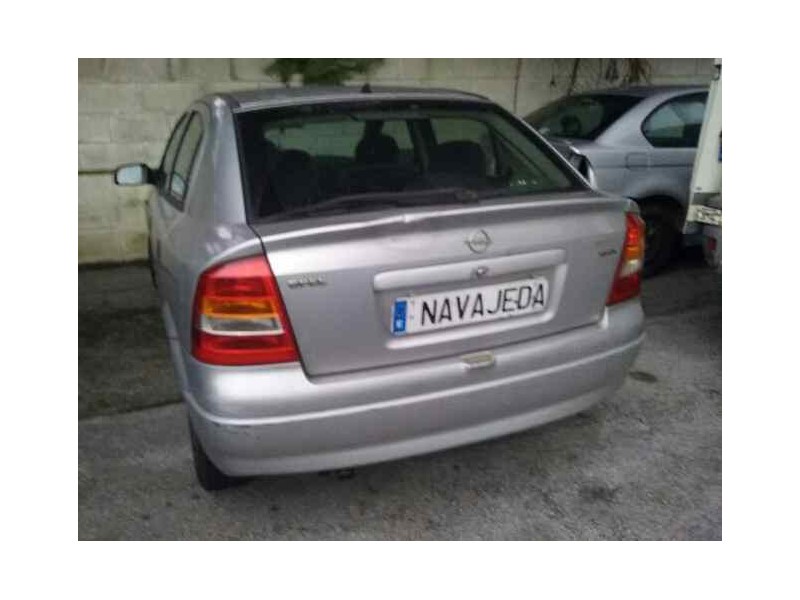opel astra g berlina del año 1998