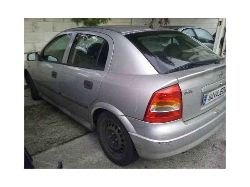 opel astra g berlina del año 1998