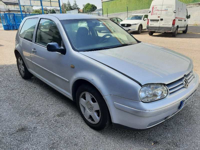 volkswagen golf iv berlina (1j1) del año 1998