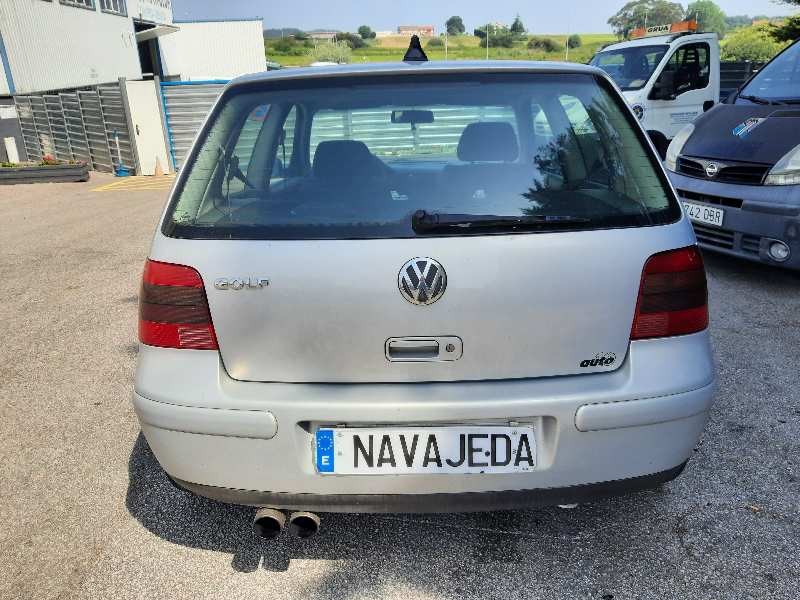 volkswagen golf iv berlina (1j1) del año 1998