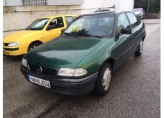 opel astra f berlina del año 1996