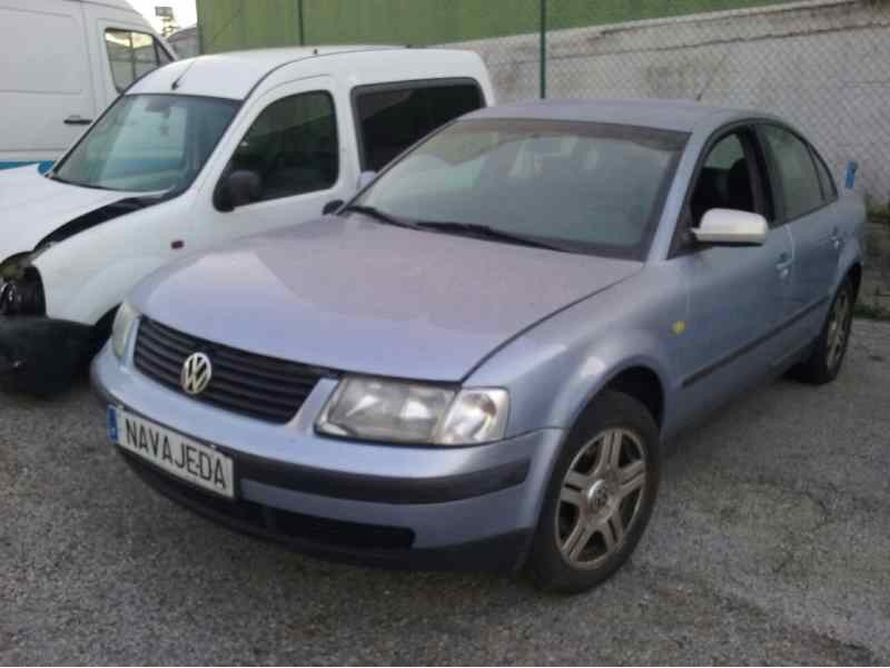 volkswagen passat berlina (3b2) del año 1999
